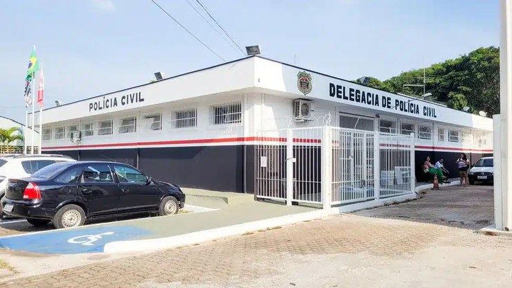 Motorista sem CNH é preso após dirigir bêbado e ameaçar policiais