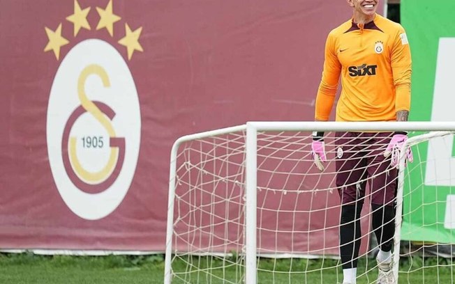 Muslera defende as cores do Gala desde 2011