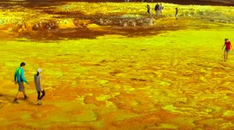 Dallol%2C%20na%20%C3%81frica%2C%20%C3%A9%20o%20lugar%20mais%20quente%20e%20in%C3%B3spito%20da%20Terra