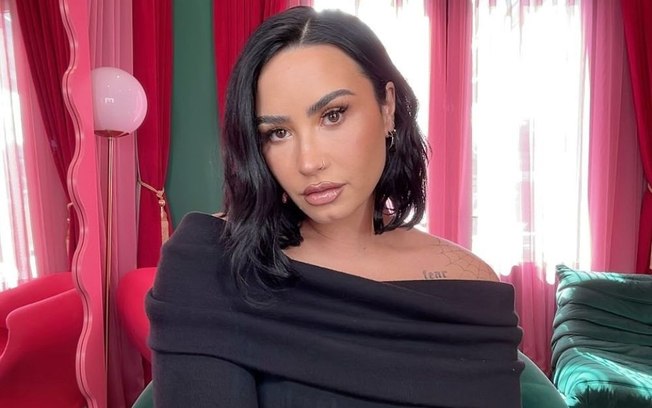 Demi Lovato não busca o body positivity, e sim aceitar o próprio corpo