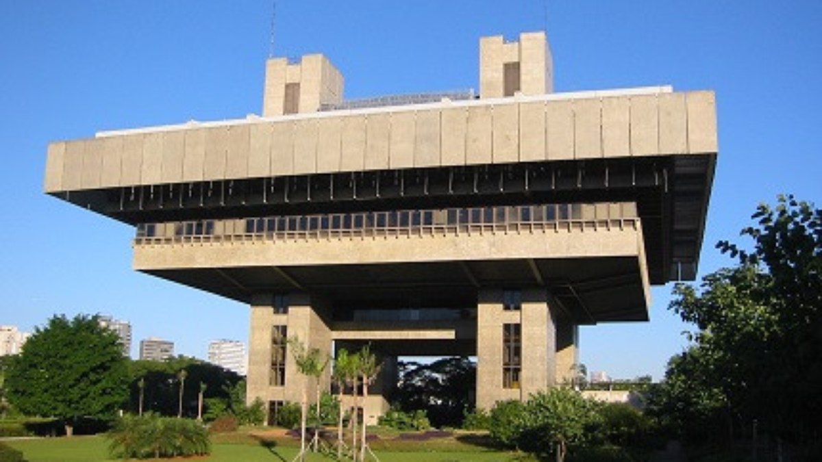 Fachada do Tribunal de Contas do Município de SP