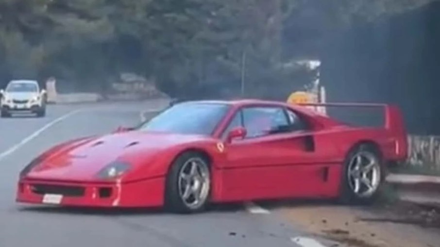 Ferrari F40 do piloto de F1 Lando Norris