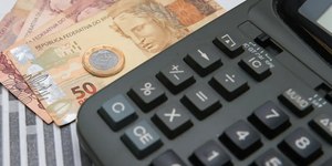 Bancos transferem dinheiro esquecido ao governo nesta terça (12)