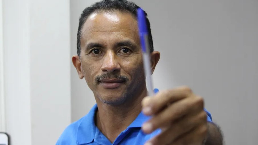 Manoel Gomes acusou empresários de maus-tratos