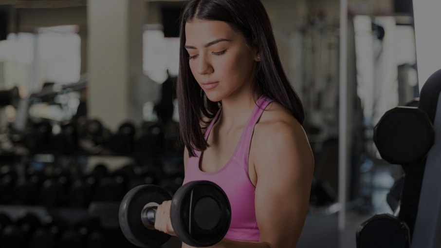 Dificuldade para levantar da cadeira ou subir escadas pode indicar perda de força muscular e merece atenção, explica especialista Dificuldade para levantar da cadeira ou subir escadas pode indicar perda de força muscular e merece atenção, explica especialista