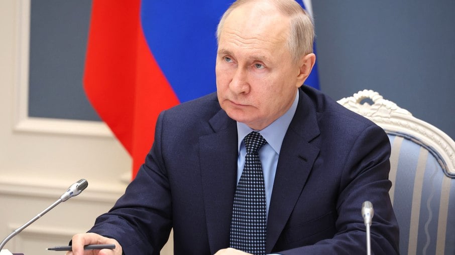 Arquivo: Presidente da Rússia, Vladimir Putin, disse estar aberto ao diálogo sobre a Ucrânia