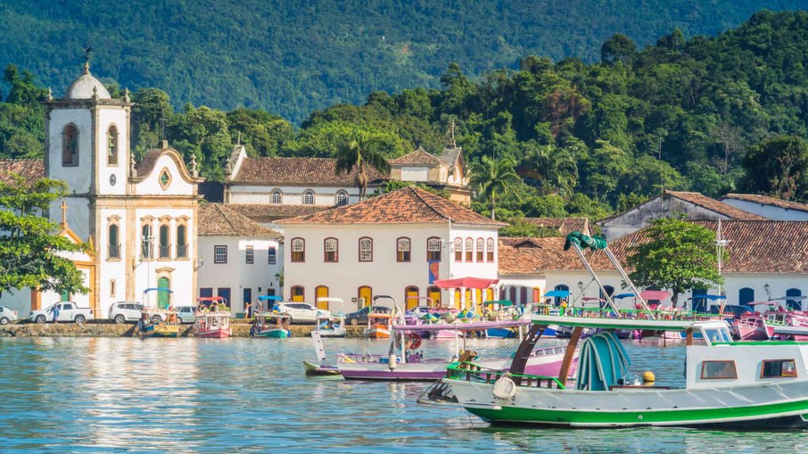 A cidade de Paraty é um destino certo para famílias LGBTQIA+ A cidade de Paraty é um destino certo para famílias LGBTQIA+