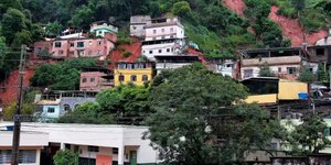 Sobe para 40 o número de mortos pela chuva em Juiz de Fora e Ubá