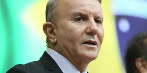 Prefeito de Palmas é preso por vazamento de informações do STJ