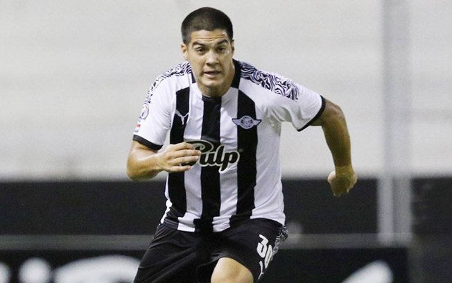 Iván Ramírez é alvo do Botafogo 