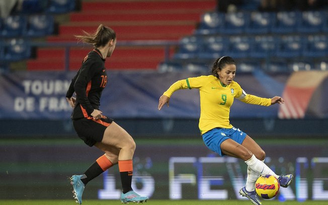 França x Brasil: onde assistir, arbitragem e escalações