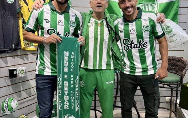 Presente do amigo: Nenê entregará presente a Neymar