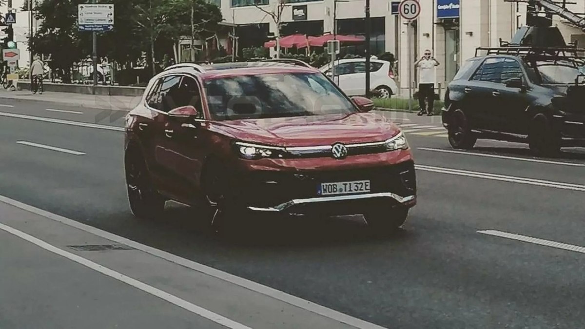 Nova geração do Volkswagen Tiguan é flagrado em filmagem