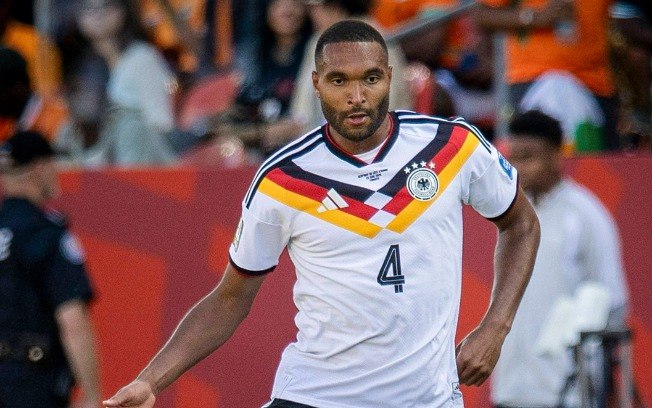 Tah chegou a marcar o gol de virada da Alemanha, mas o gol foi anulado pelo VAR