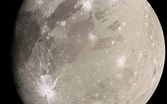 Juno pode ter detectado sinais do oceano de Ganimedes na superfície