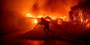 Incêndios em Los Angeles: saiba as atrações turísticas fechadas devido à emergência