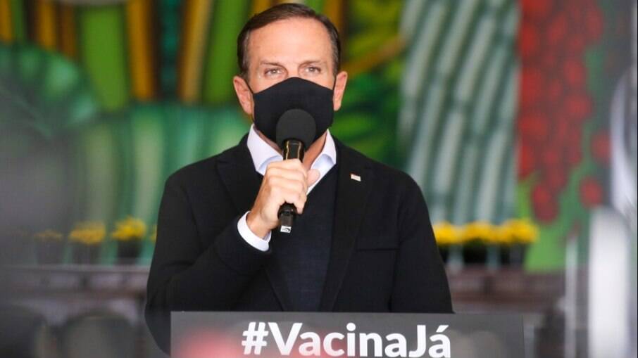 Governodor João Doria atualiza medidas de combate à pandemia