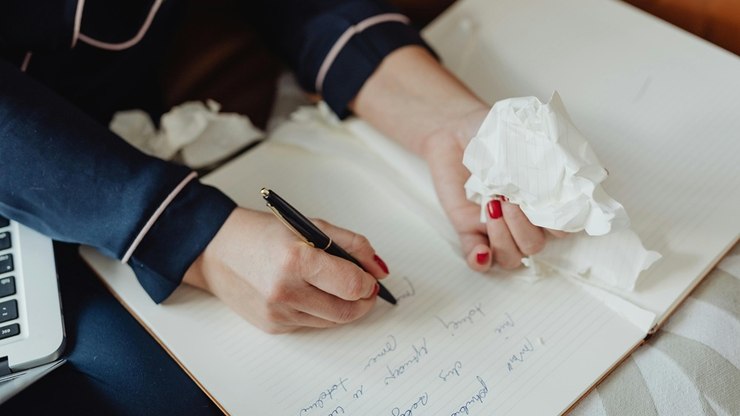 Como%20usar%20o%20journaling%20para%20reduzir%20ansiedade