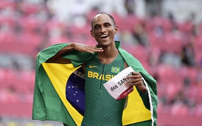 Campeão mundial, Alison dos Santos mira novo ouro: 'Sou o cara a ser batido'