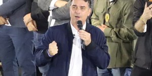 Flávio Bolsonaro é ameaçado em Minas: “Dessa vez deixa comigo”