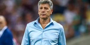 Torcida quer saída de Dorival e pede Renato Gaúcho no São Paulo