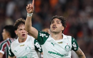Em noite de falhas do Fluminense, Palmeiras vence no Maracanã