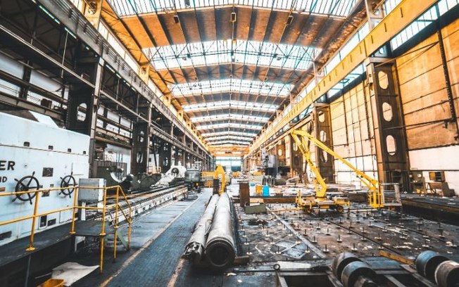 Empresas da indústria da transformação reduzem investimento Empresas da indústria da transformação reduzem investimento