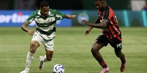 Palmeiras nega acerto com Liverpool e cita concorrência por Allan