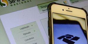 Simples Nacional: nova mudança altera emissão de NF de serviços