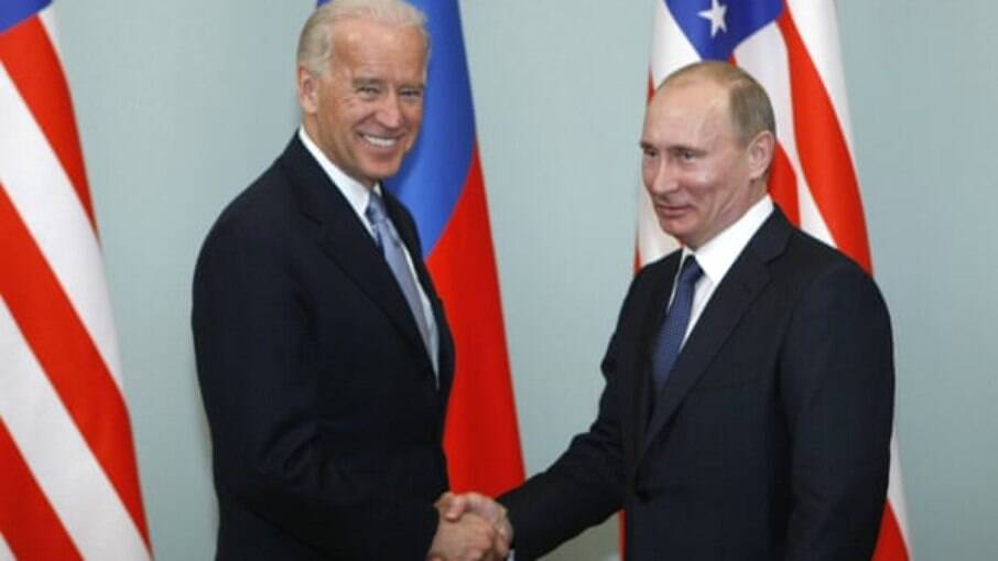 Joe Biden e Vladimir Putin 