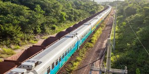 Turistas lotam trem Vitória-Minas para viagem no Natal