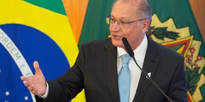 Alckmin defende o Pix após críticas dos EUA: "Nenhum problema"
