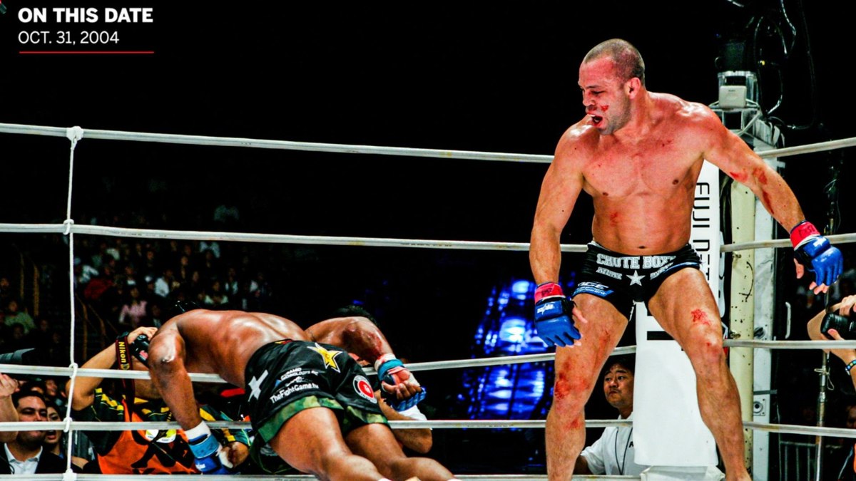 Wanderlei Silva em combate, em 2004