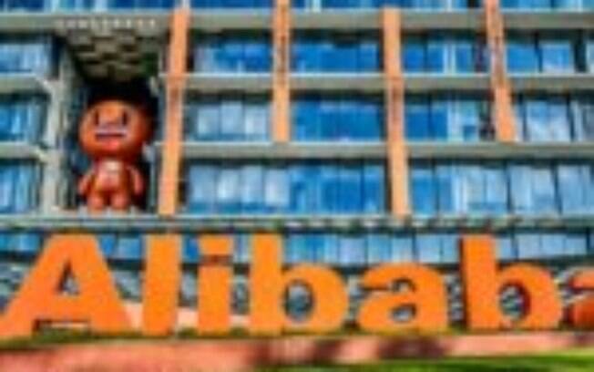 Alibaba pode ser multada em US$ 1 bi e EUA ampliam sanções à Huawei