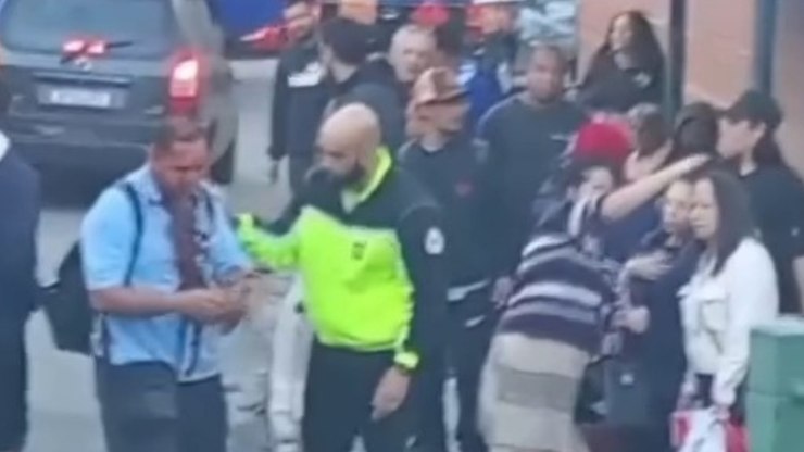 Motorista de ônibus é atacado com chave de roda em SP