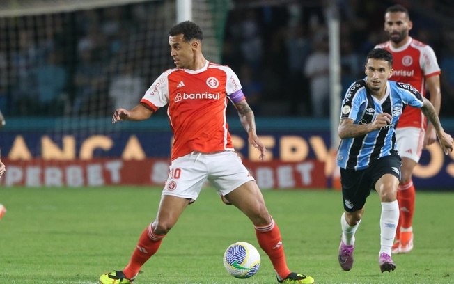 Inter vence o clássico com o Grêmio, se aproxima do G4 e afunda o rival