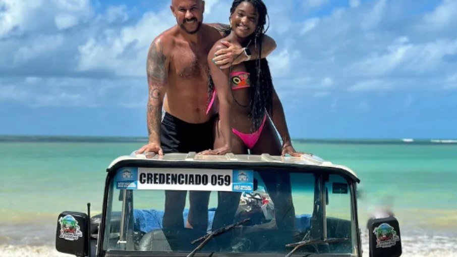 Erika e José estão aproveitando o calor de Alagoas
