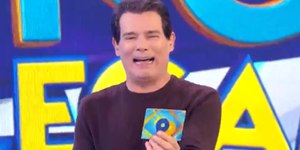 Ex-galã da TV Globo surpreende com vela de cheiro íntimo