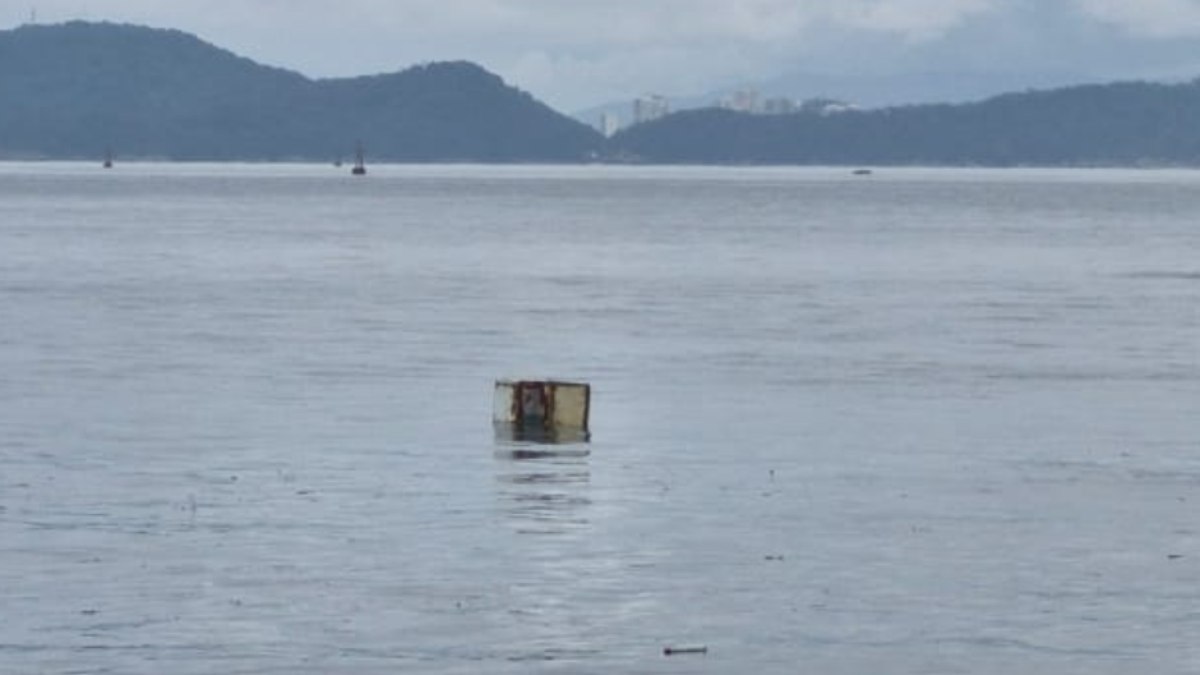 Objeto foi visto à deriva na última quarta-feira (29/01)