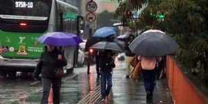Feriado tem alerta para tempestades em quase todo o país