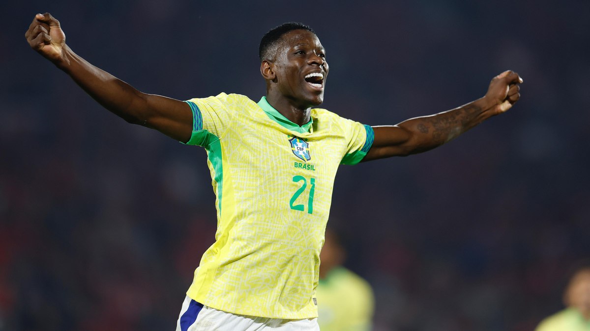 Luiz Henrique supera Messi em estatística nas Eliminatórias Luiz Henrique supera Messi em estatística nas Eliminatórias
