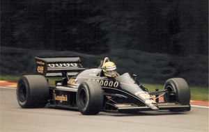 Empresa lança relógio com partes de carro lendário de Ayrton Senna