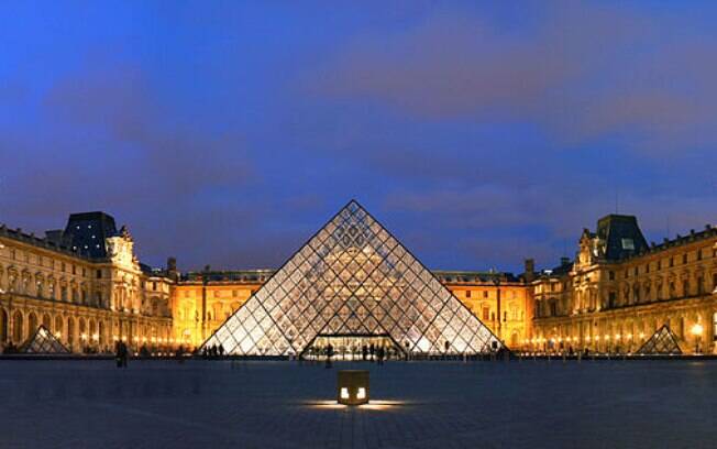 Museu do Louvre, na França