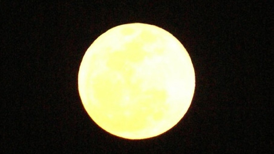 Lua cheia é atração no céu desta noite