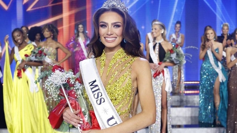 Miss Estados Unidos 2023 renuncia à coroa, e fãs notam mensagem subliminar em carta