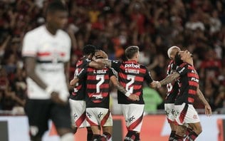 Lei do ex aparece, e Flamengo vence o São Paulo no Maracanã