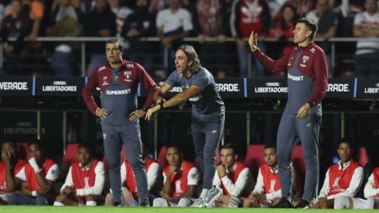 Zubeldía aponta causas para empate do São Paulo: ‘Jogamos 15 minutos mal’