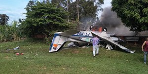 Duas pessoas morrem após queda de avião no interior de SP