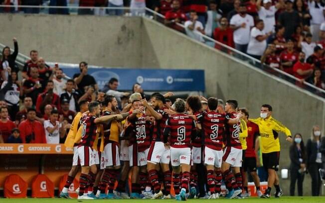 Flamengo defende longa série invicta pela Libertadores no Maracanã