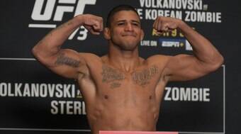 Durinho e Chimaev confirmam luta; campeão chora, mas bate o peso